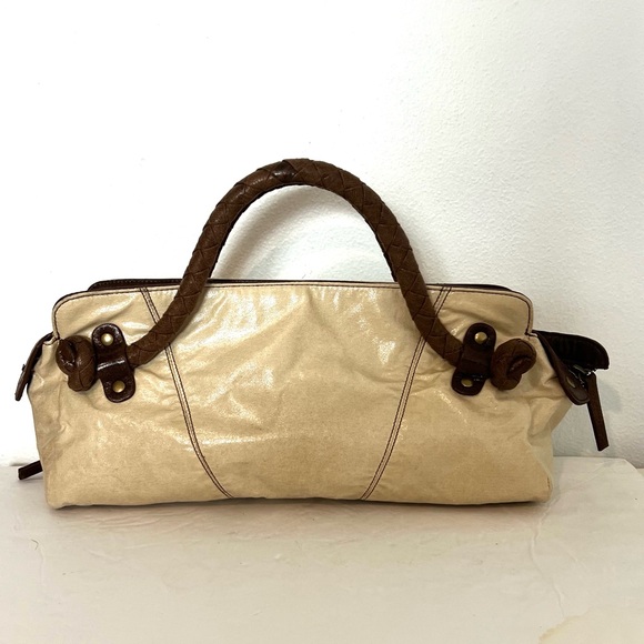 Matt and Nat Montreal PVC Bag Shimmering Cream Great Condition - Picture 4 of 13